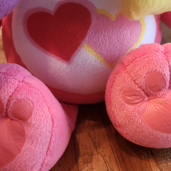 Love-a-lot carebears 2019 Valentine day hearts - Picture 2 of 8